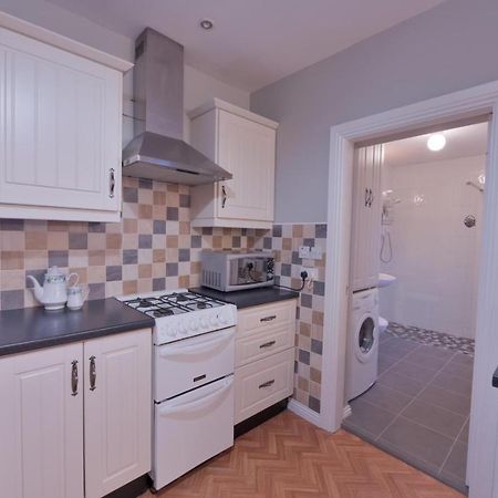 Ocean Breeze Apartment Lahinch Eksteriør billede