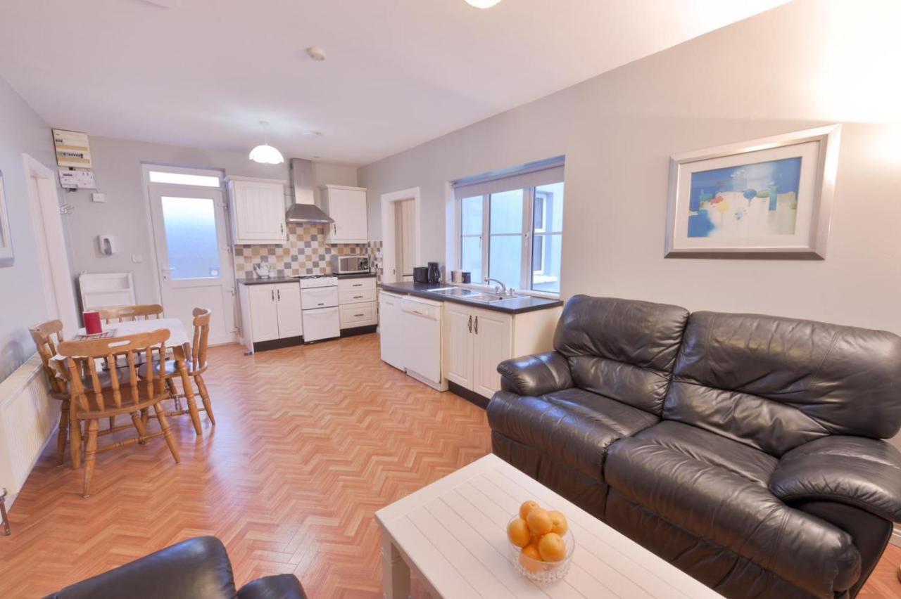 Ocean Breeze Apartment Lahinch Eksteriør billede