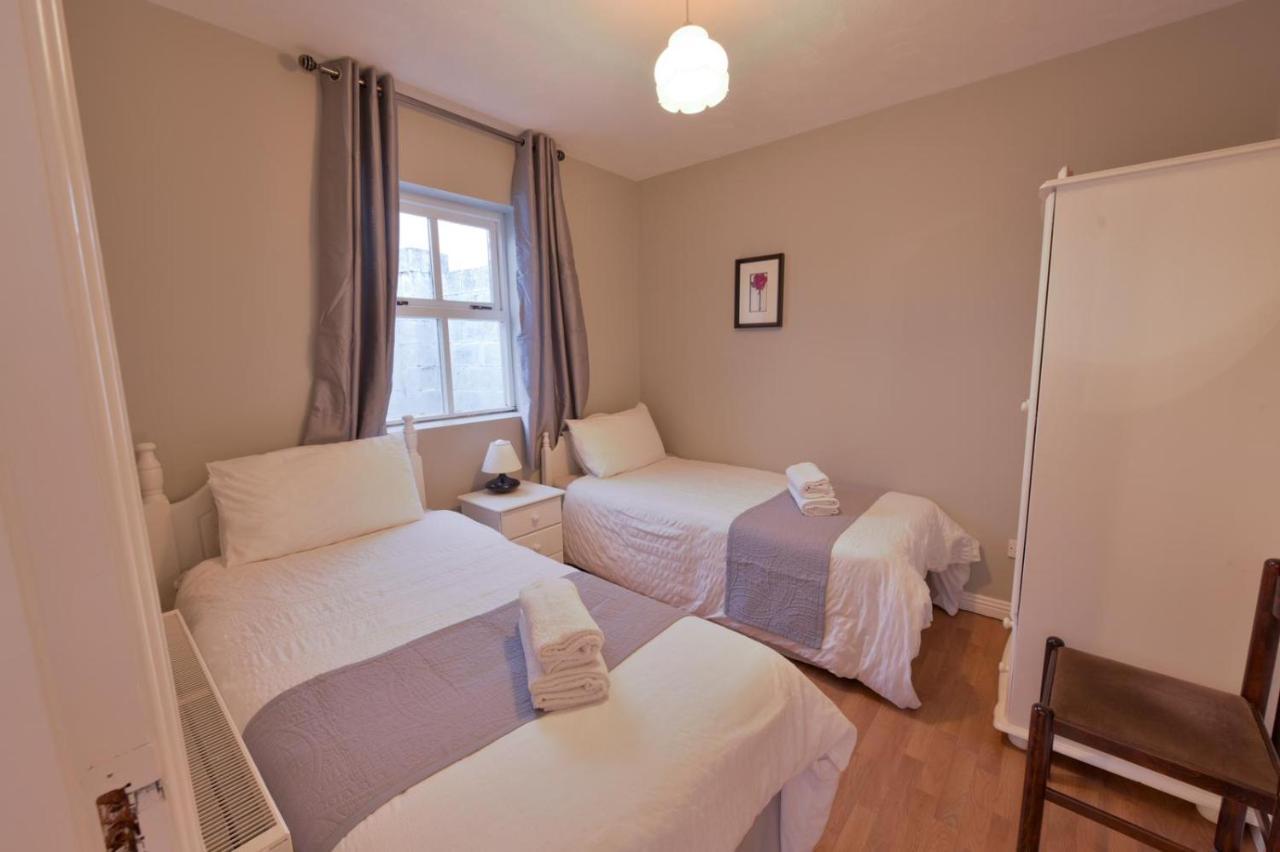 Ocean Breeze Apartment Lahinch Eksteriør billede